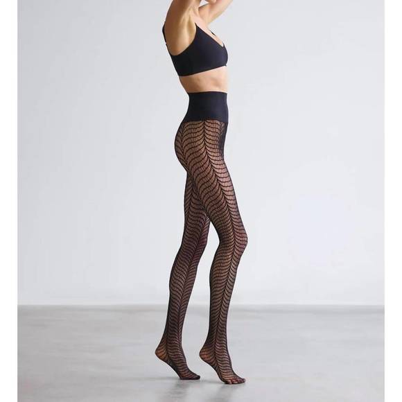 NEW COMMANDO ikat net tight in black - Picture 1 of 1